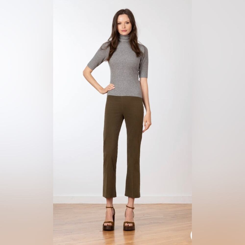 Avenue Montaigne Leo fine wale corduroy flare crop pants pull-on waist 8 olive